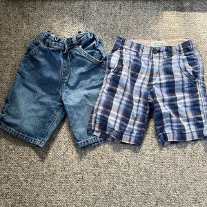 Children’s Place Shorts, set of 2, both size 5, denim & plaid, great condition